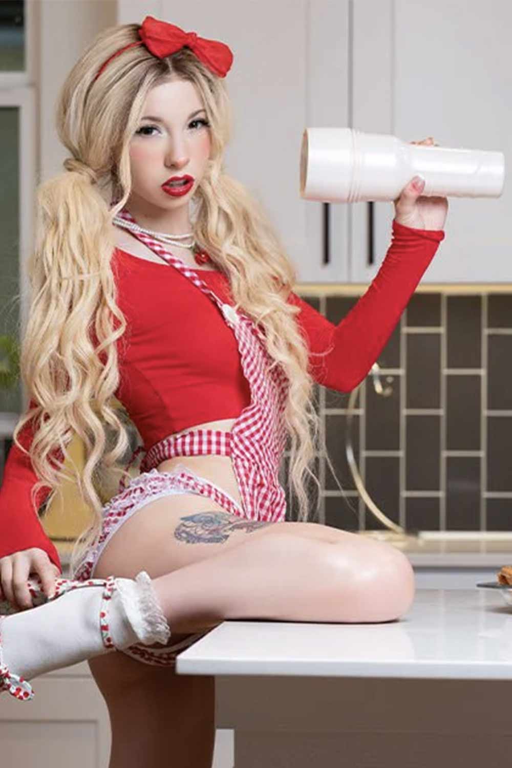 KENZIE REEVES | Vulva Masturbador