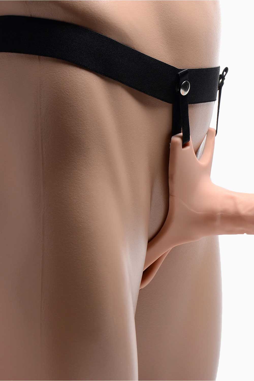 FLESH | Prótesis Strap On