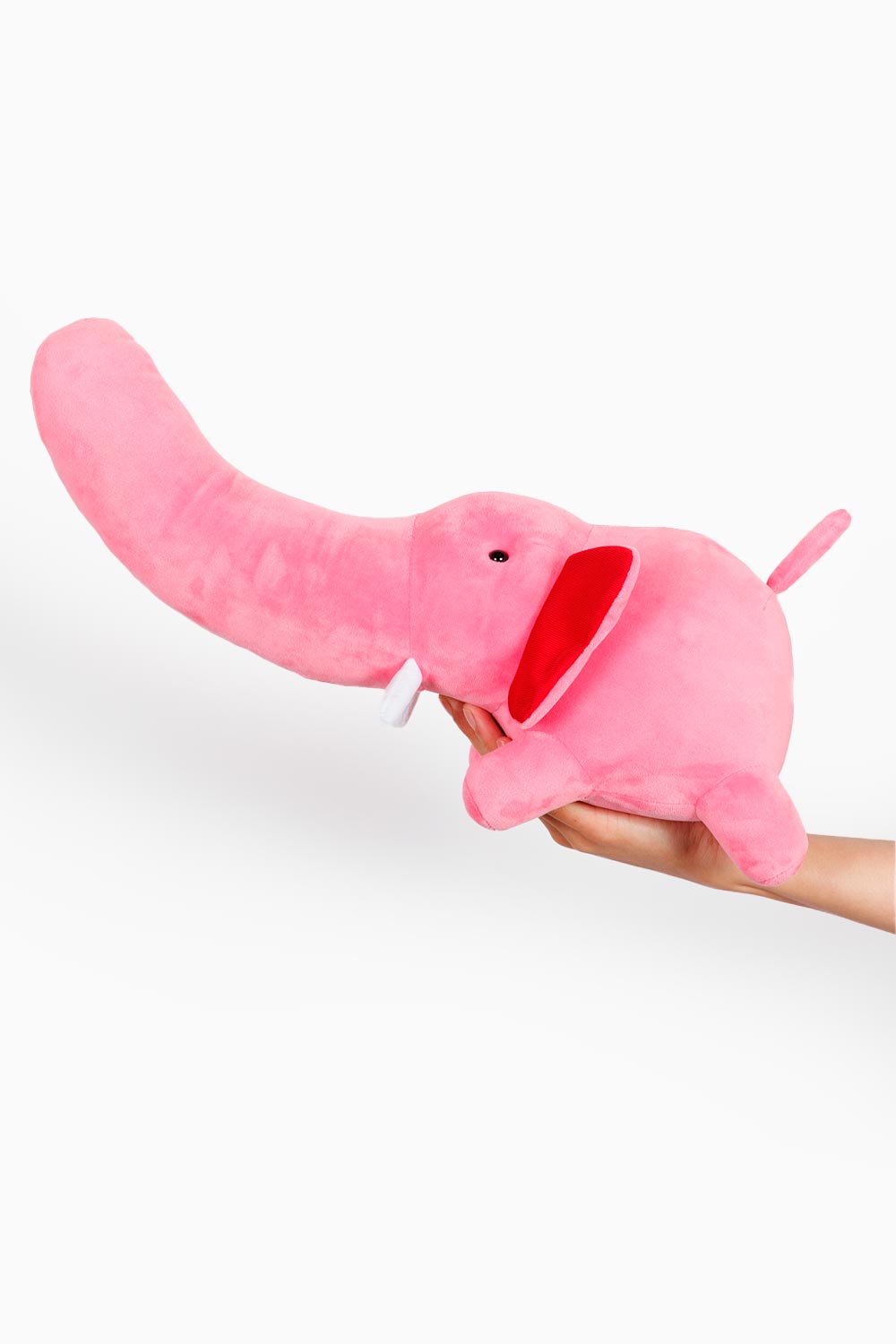 Peluche Japi Elefante rosado de 46 cm sostenido con una mano