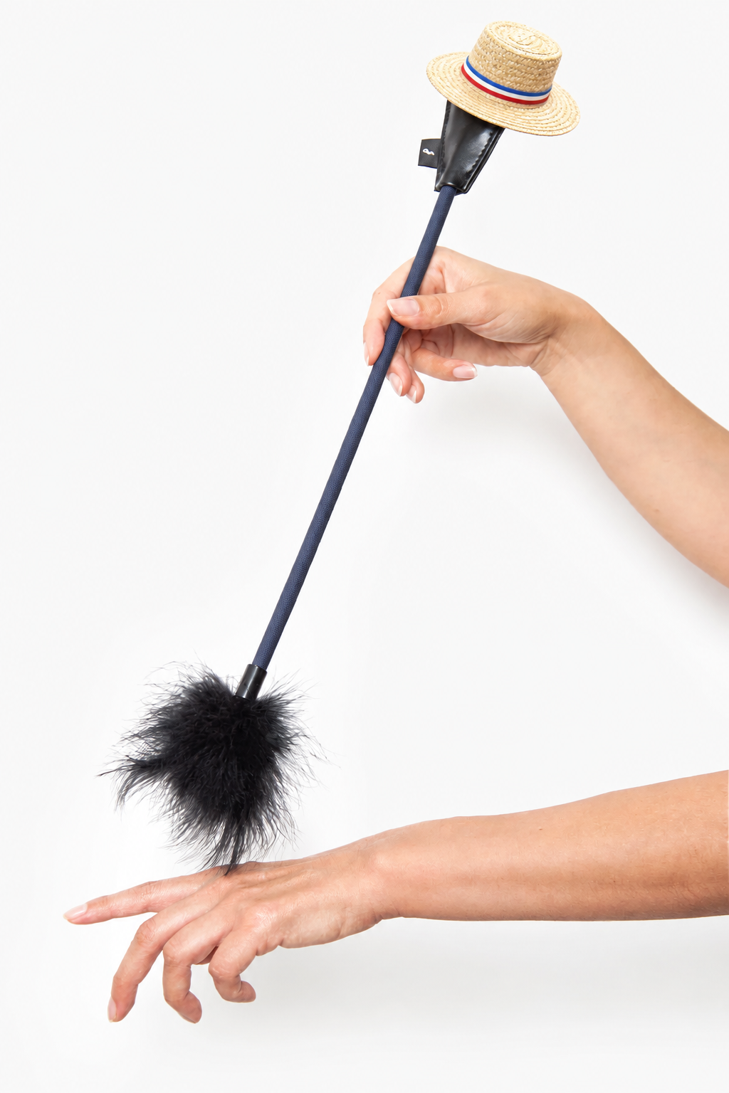 FUSTA ATREVIDA | Fusta de Cuerina y Pluma